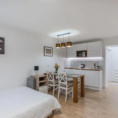 Jagiellonska Modern By Bookinghost Apartment