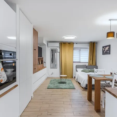 Jagiellonska Modern By Bookinghost Apartment Rzeszów