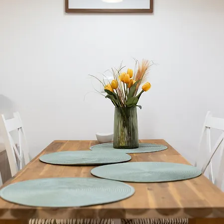 Apartment Jagiellonska Modern By Bookinghost *